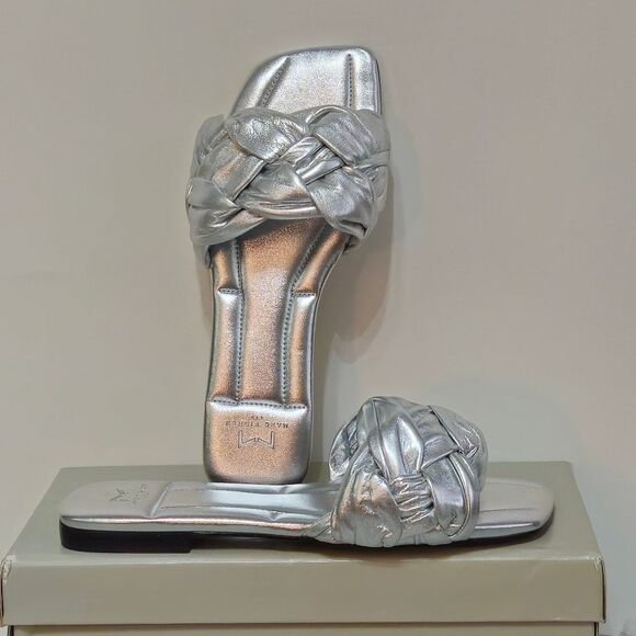 Marc Fisher, Beautiful Genuine Leather, Silver Flat Sandals. NIB-Size/8 - Picture 2 of 8
